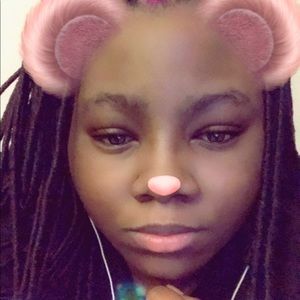 Meet your Posher, Breanna